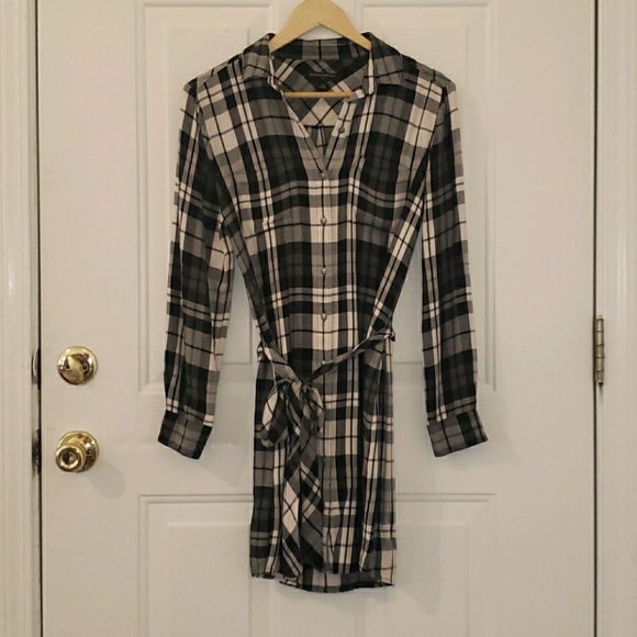 Banana Republic Dresses & Skirts - Banana Republic Plaid Shirt Dress